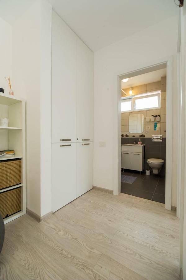 Schiller Apartment 57 - Free Private Parking Brașov Exterior foto